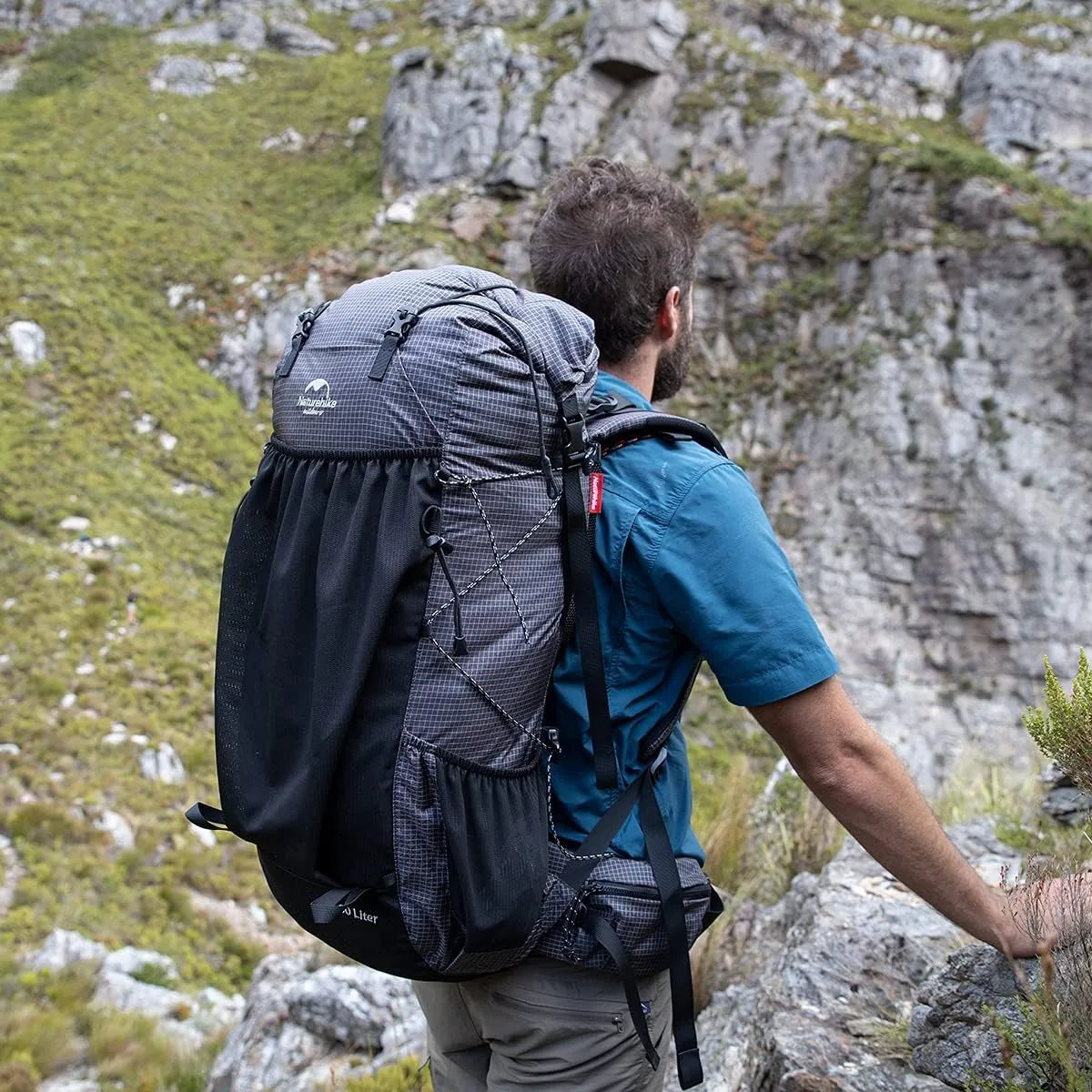 Naturehike Large Capacity Hiking Backpack With Rain Cover